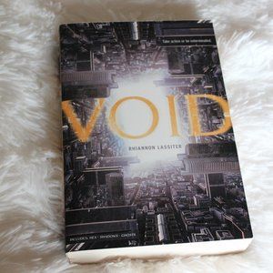 Paperback YA Lit 'Void' Rhiannon Lassiter